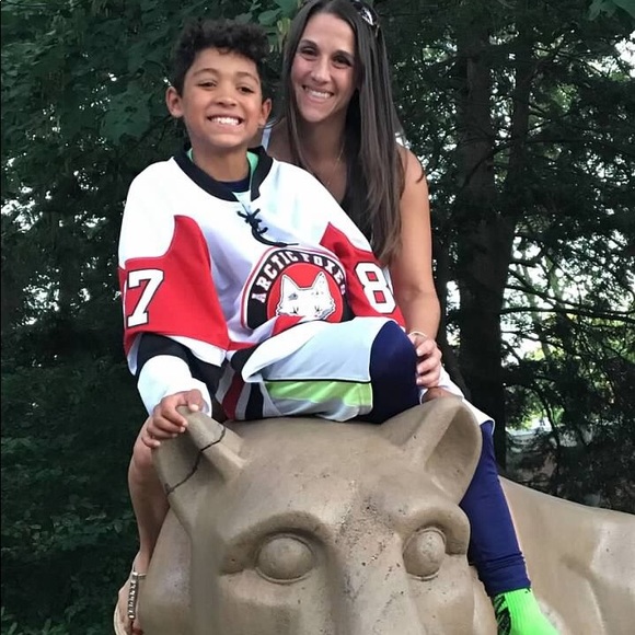 Meet your Posher, Erica - Picture 3 of 14